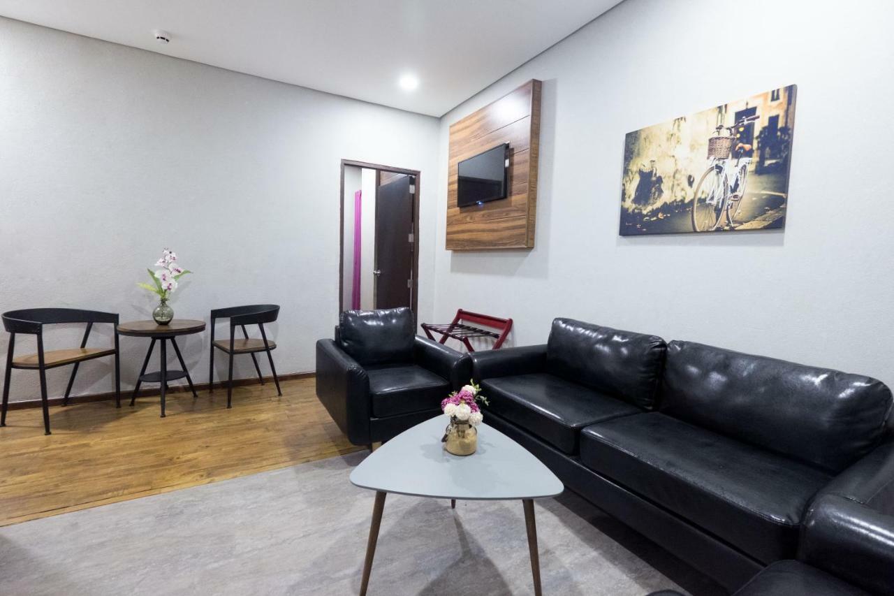 Axiaa Hotel Кесон Сити Екстериор снимка